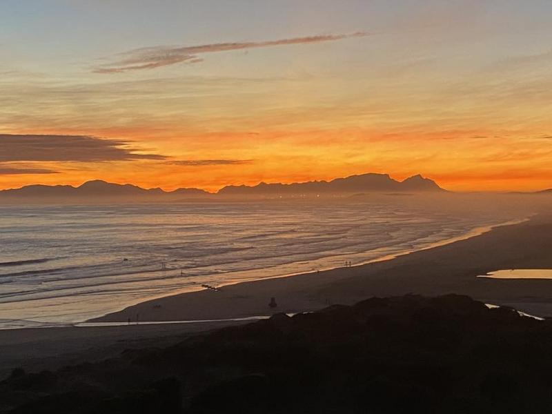 To Let 2 Bedroom Property for Rent in Strand Western Cape